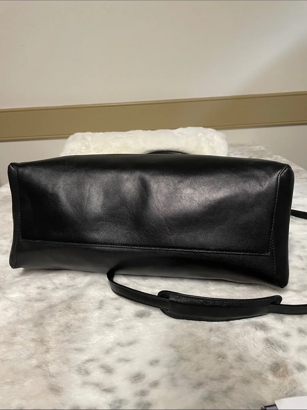 Coach Black Leather Polished Tote with Shoulder Strap